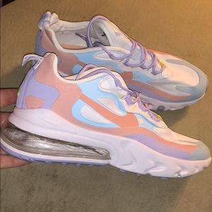 Nike 270 react